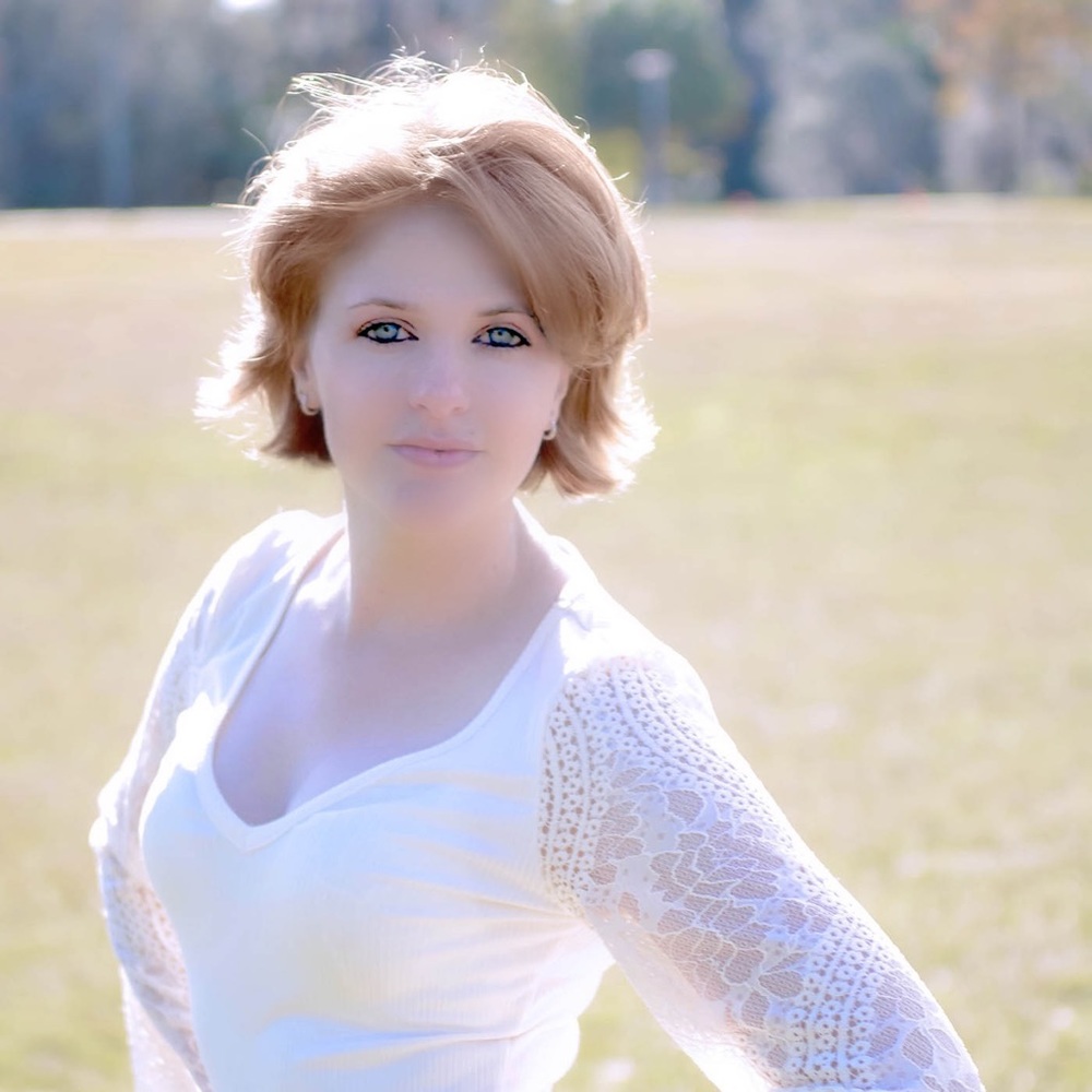 Meet your Posher, Elizabeth